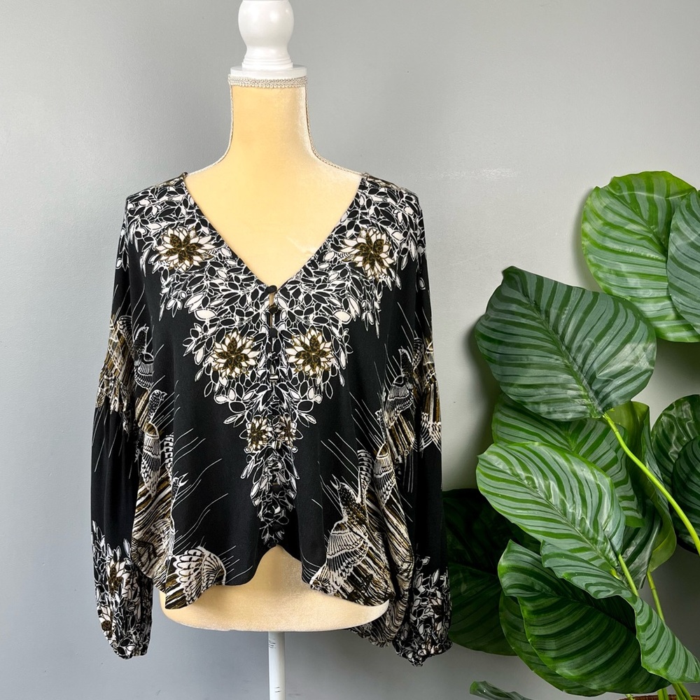 Free People “Birds of a feather” Floral Blouse - Picture 3 of 15
